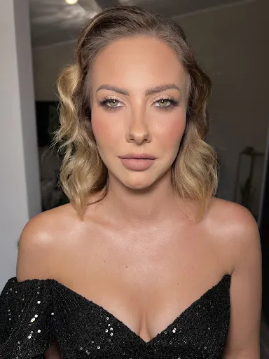 Marta Malmur Makeup Artist